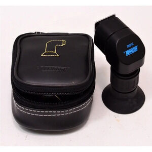 Hoodman H-RAV Pro Right Angle Viewfinder 1-2.5x great for those low angle shots